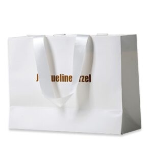 Internal handle bag