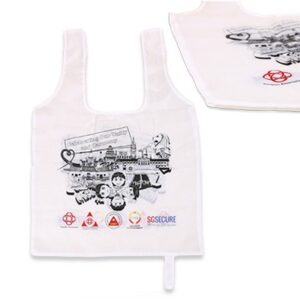 Foldable bag with button