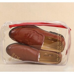 Plastic shoe bag